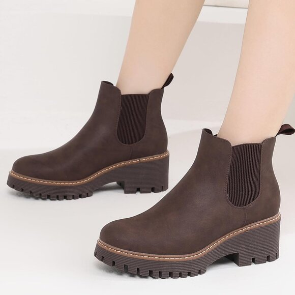 Womens Brown Faux Leather Low Wedge Heel Slip On Chunky Platform Ankle Boots - Picture 7 of 7